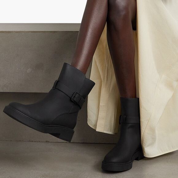 Vince Kaelyn Leather Ankle Boots Waterproof Pull On Buckle Strap Black Size 8M - Picture 1 of 16